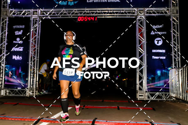 Buy your photos of the eventNeon Night Run 2019 - Brasilia on Fotop