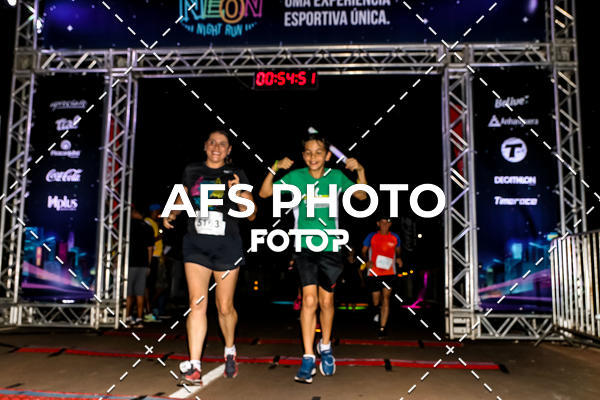 Buy your photos of the eventNeon Night Run 2019 - Brasilia on Fotop