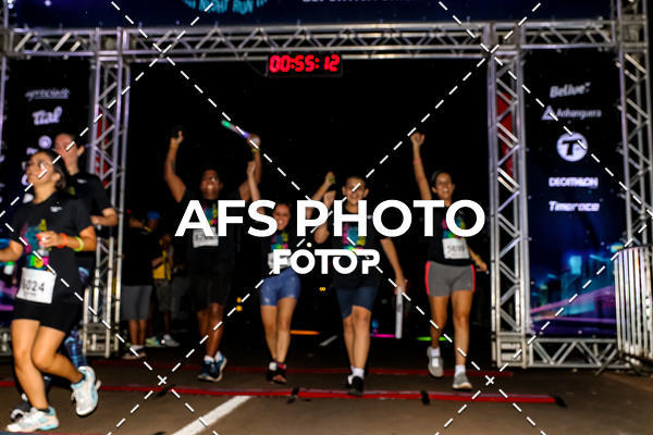 Buy your photos of the eventNeon Night Run 2019 - Brasilia on Fotop