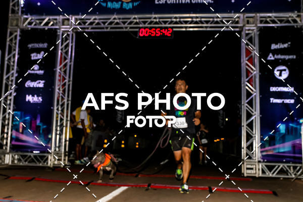 Buy your photos of the eventNeon Night Run 2019 - Brasilia on Fotop