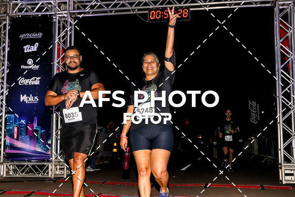 Buy your photos of the eventNeon Night Run 2019 - Brasilia on Fotop