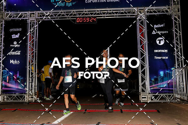 Buy your photos of the eventNeon Night Run 2019 - Brasilia on Fotop