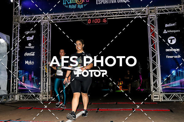 Buy your photos of the eventNeon Night Run 2019 - Brasilia on Fotop