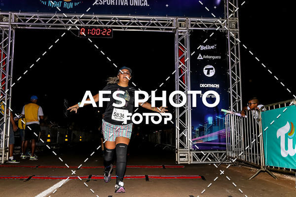 Buy your photos of the eventNeon Night Run 2019 - Brasilia on Fotop