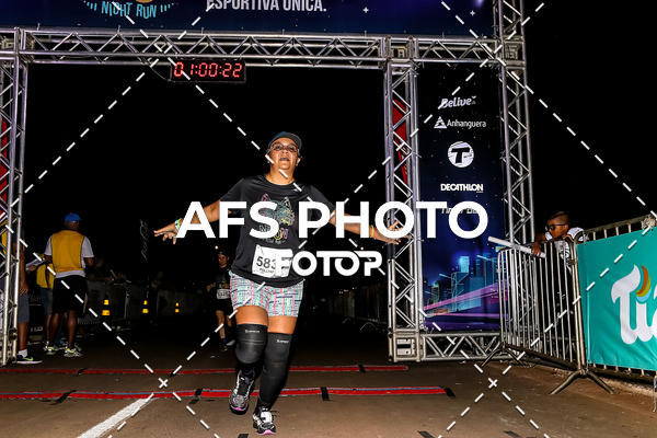 Buy your photos of the eventNeon Night Run 2019 - Brasilia on Fotop