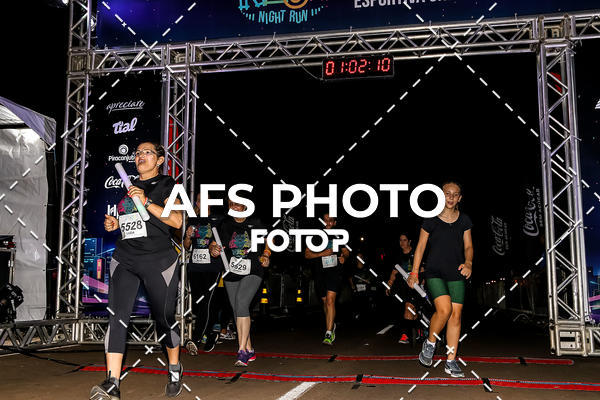 Buy your photos of the eventNeon Night Run 2019 - Brasilia on Fotop