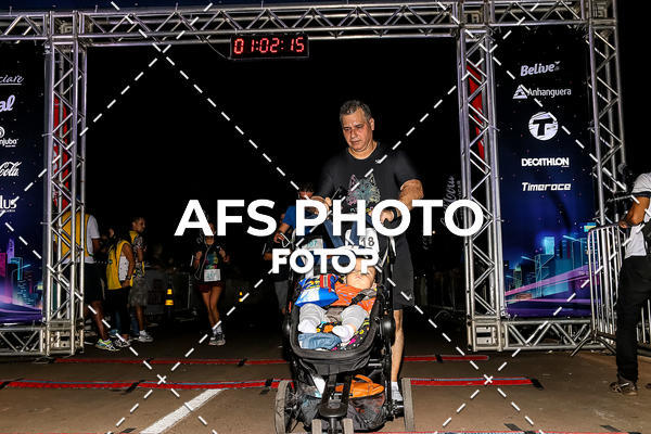 Buy your photos of the eventNeon Night Run 2019 - Brasilia on Fotop