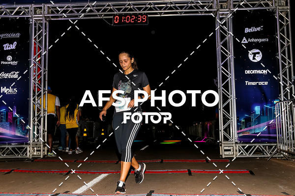 Buy your photos of the eventNeon Night Run 2019 - Brasilia on Fotop