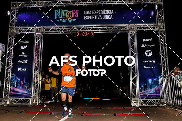 Buy your photos of the eventNeon Night Run 2019 - Brasilia on Fotop
