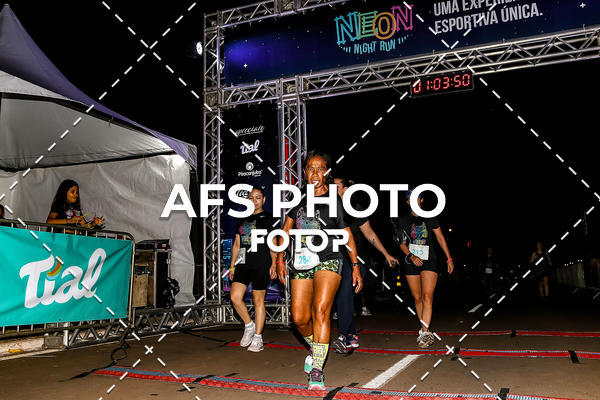 Buy your photos of the eventNeon Night Run 2019 - Brasilia on Fotop