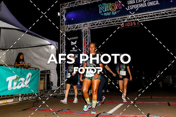 Buy your photos of the eventNeon Night Run 2019 - Brasilia on Fotop