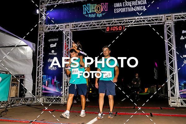Buy your photos of the eventNeon Night Run 2019 - Brasilia on Fotop