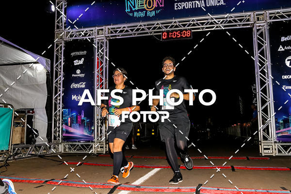 Buy your photos of the eventNeon Night Run 2019 - Brasilia on Fotop