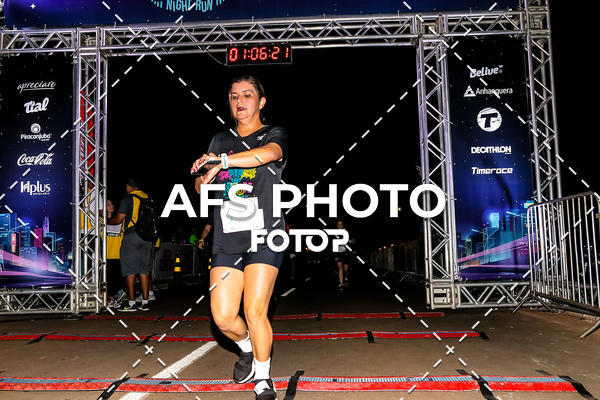 Buy your photos of the eventNeon Night Run 2019 - Brasilia on Fotop