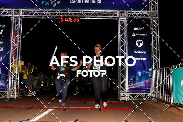 Buy your photos of the eventNeon Night Run 2019 - Brasilia on Fotop