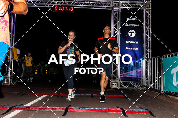 Buy your photos of the eventNeon Night Run 2019 - Brasilia on Fotop