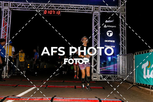 Buy your photos of the eventNeon Night Run 2019 - Brasilia on Fotop