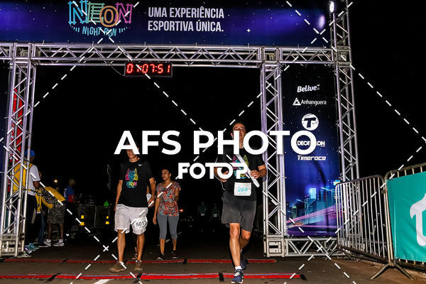 Buy your photos of the eventNeon Night Run 2019 - Brasilia on Fotop