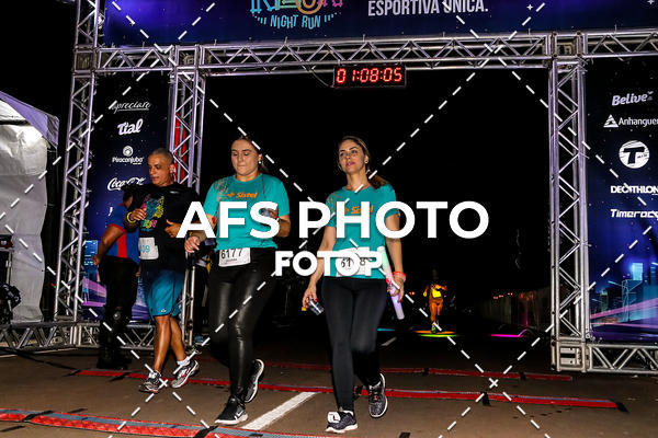 Buy your photos of the eventNeon Night Run 2019 - Brasilia on Fotop