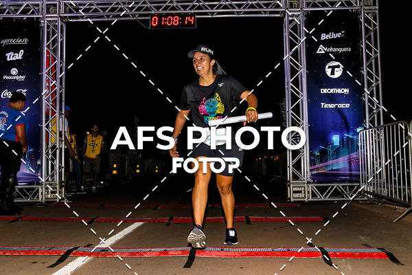 Buy your photos of the eventNeon Night Run 2019 - Brasilia on Fotop