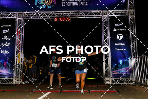 Buy your photos of the eventNeon Night Run 2019 - Brasilia on Fotop