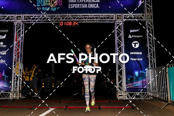 Buy your photos of the eventNeon Night Run 2019 - Brasilia on Fotop