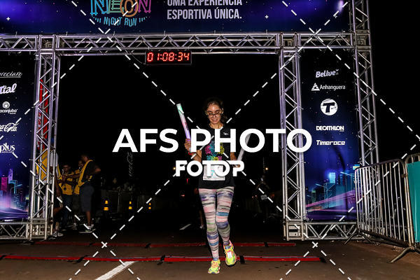Buy your photos of the eventNeon Night Run 2019 - Brasilia on Fotop