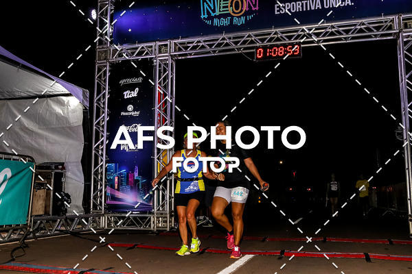 Buy your photos of the eventNeon Night Run 2019 - Brasilia on Fotop