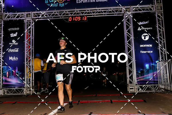 Buy your photos of the eventNeon Night Run 2019 - Brasilia on Fotop