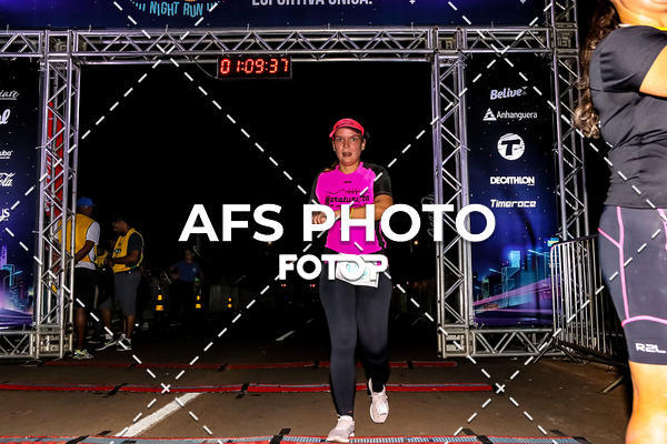 Buy your photos of the eventNeon Night Run 2019 - Brasilia on Fotop