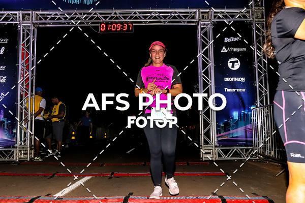 Buy your photos of the eventNeon Night Run 2019 - Brasilia on Fotop