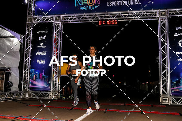 Buy your photos of the eventNeon Night Run 2019 - Brasilia on Fotop