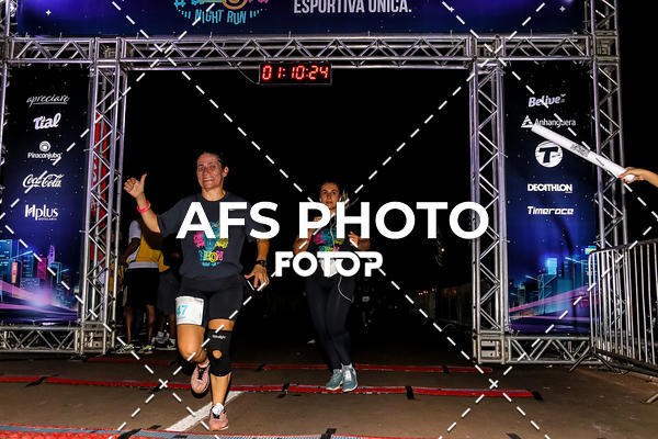 Buy your photos of the eventNeon Night Run 2019 - Brasilia on Fotop