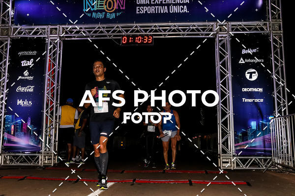 Buy your photos of the eventNeon Night Run 2019 - Brasilia on Fotop