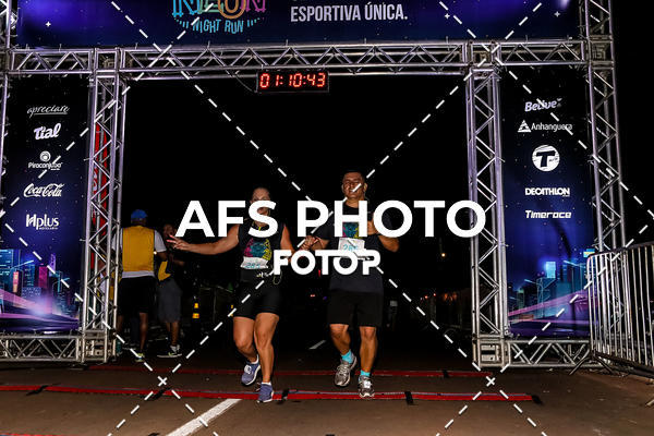 Buy your photos of the eventNeon Night Run 2019 - Brasilia on Fotop