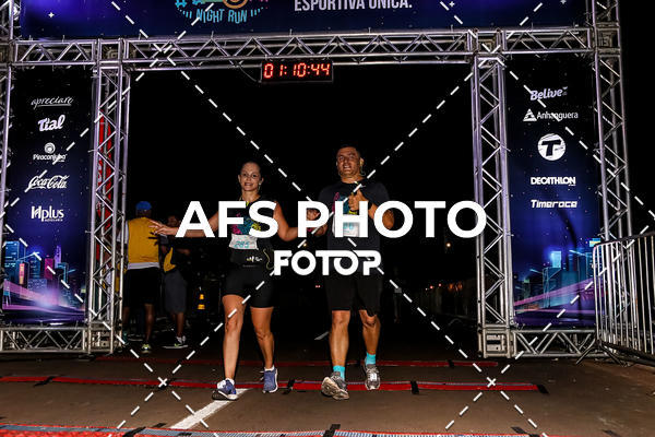 Buy your photos of the eventNeon Night Run 2019 - Brasilia on Fotop