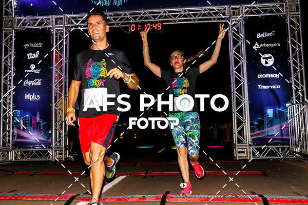 Buy your photos of the eventNeon Night Run 2019 - Brasilia on Fotop