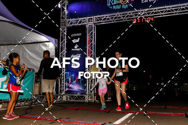 Buy your photos of the eventNeon Night Run 2019 - Brasilia on Fotop