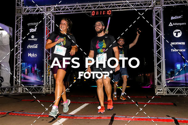 Buy your photos of the eventNeon Night Run 2019 - Brasilia on Fotop
