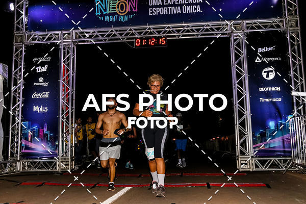 Buy your photos of the eventNeon Night Run 2019 - Brasilia on Fotop