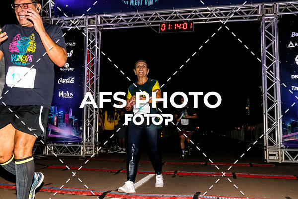 Buy your photos of the eventNeon Night Run 2019 - Brasilia on Fotop