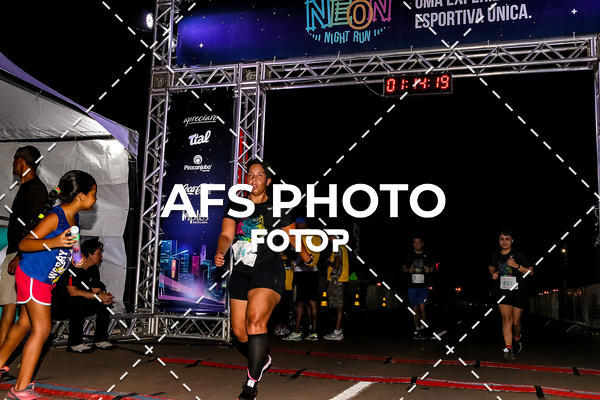 Buy your photos of the eventNeon Night Run 2019 - Brasilia on Fotop