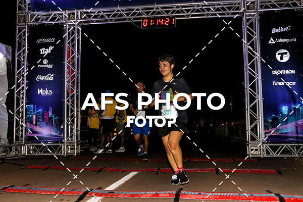 Buy your photos of the eventNeon Night Run 2019 - Brasilia on Fotop