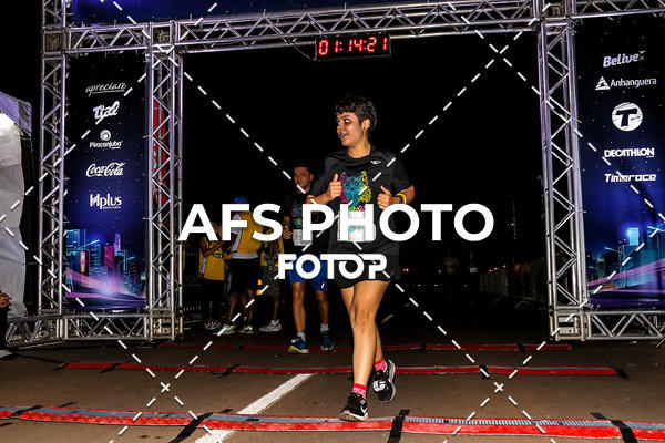 Buy your photos of the eventNeon Night Run 2019 - Brasilia on Fotop