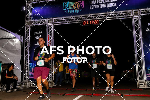 Buy your photos of the eventNeon Night Run 2019 - Brasilia on Fotop