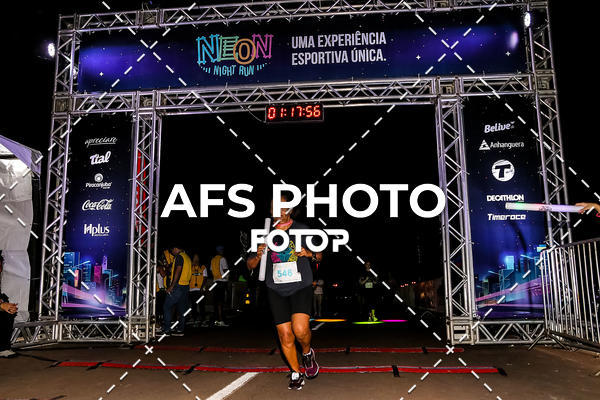Buy your photos of the eventNeon Night Run 2019 - Brasilia on Fotop