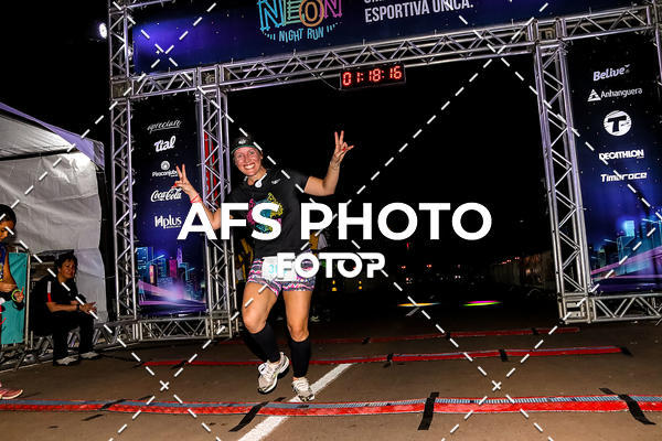 Buy your photos of the eventNeon Night Run 2019 - Brasilia on Fotop