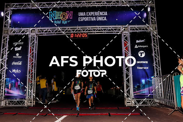 Buy your photos of the eventNeon Night Run 2019 - Brasilia on Fotop
