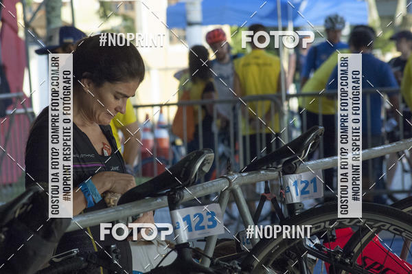 Buy your photos of the eventBLUE SERIES TRIATHLON BERTIOGA 2019 on Fotop
