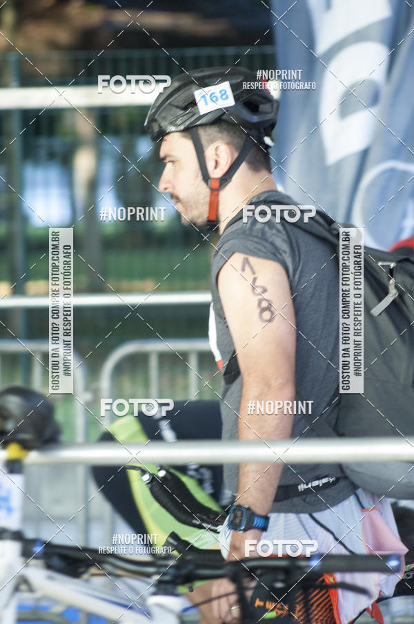 Buy your photos of the eventBLUE SERIES TRIATHLON BERTIOGA 2019 on Fotop
